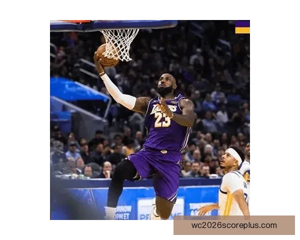 詹姆斯再创历史纪录带领湖人击败勇士，季后赛席位更加稳固