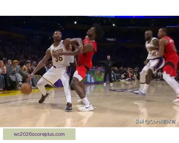 詹姆斯刷新生涯得分纪录湖人力克强敌稳居西部前列